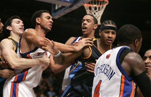 拳击打出脑浆的是谁（盘点NBA五大冲突时刻，一人被打出脑浆）