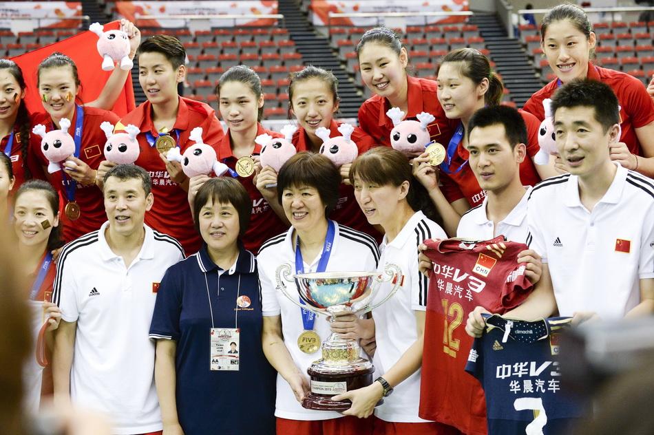 2015女排亚锦赛半决赛（回顾8年执教高光时刻：祝福郎指导，未来一切安好）