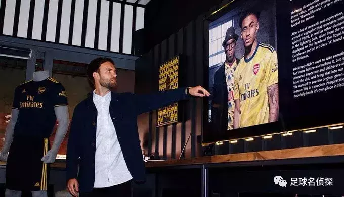 阿森纳预计在24小时内答复（巴萨前锋游戏中执教阿森纳：全队卖完！枪手中场经纪人现身伦敦）