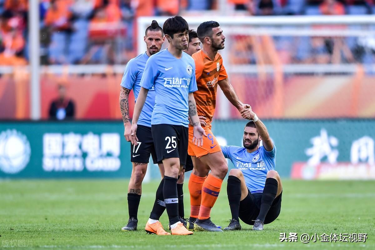 来过中超的大牌球星身价（来中超是退步？孙准浩说不，泰山核心身价暴涨200万，巴索戈更多）