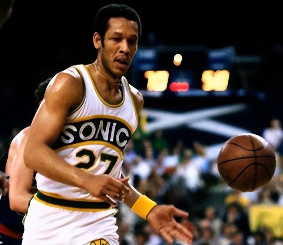 nba选秀2017排名(质量极高!NBA历史10大第七顺位:勇士两大神射上榜,库里第一)