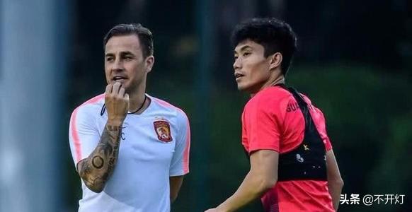 卡纳瓦罗和恒大感情本已破裂（卡纳瓦罗纠结，恒大更纠结！分手还是再续前缘？还是复合吧！）