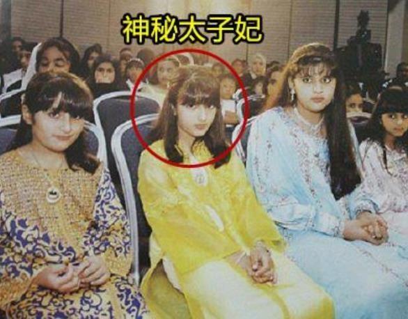拉希德迪拜王子(39岁迪拜王子人生赢家:王储哥哥早逝让位,美女表妹为他生龙凤胎)