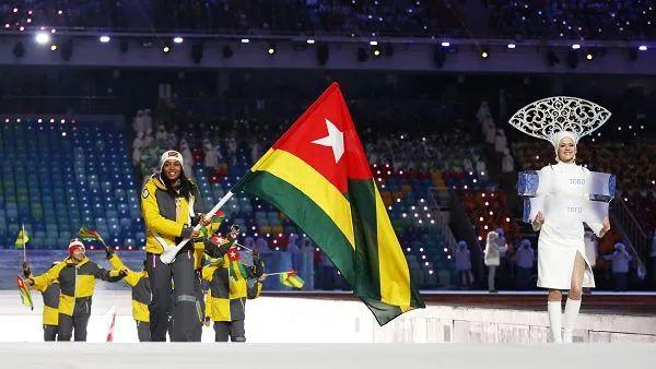 会滑冰的人滑雪难么（沙漠练滑雪？热带运动员参加冬奥有多难）