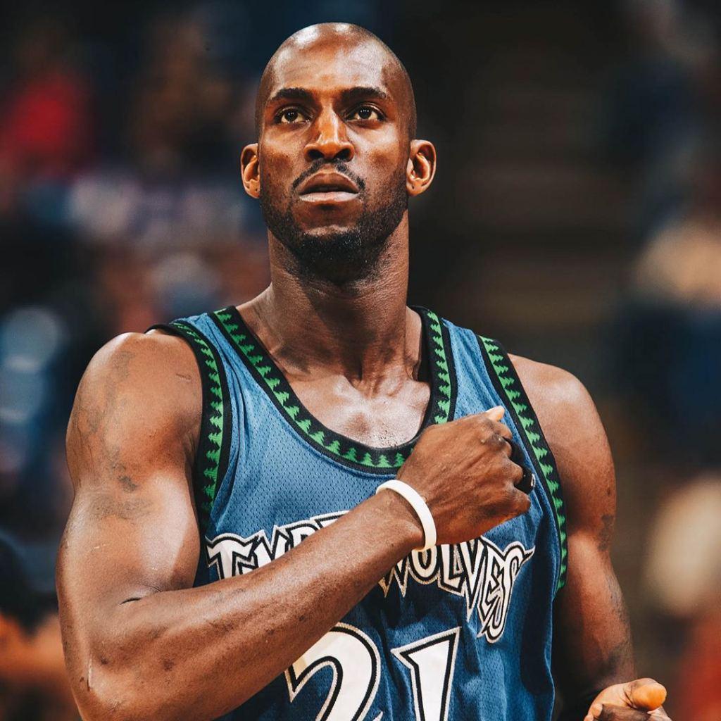 马刺最佳战绩（30队历史最佳和最差战绩：绿军为邓肯摆烂67负 勇士73胜 76人73负）