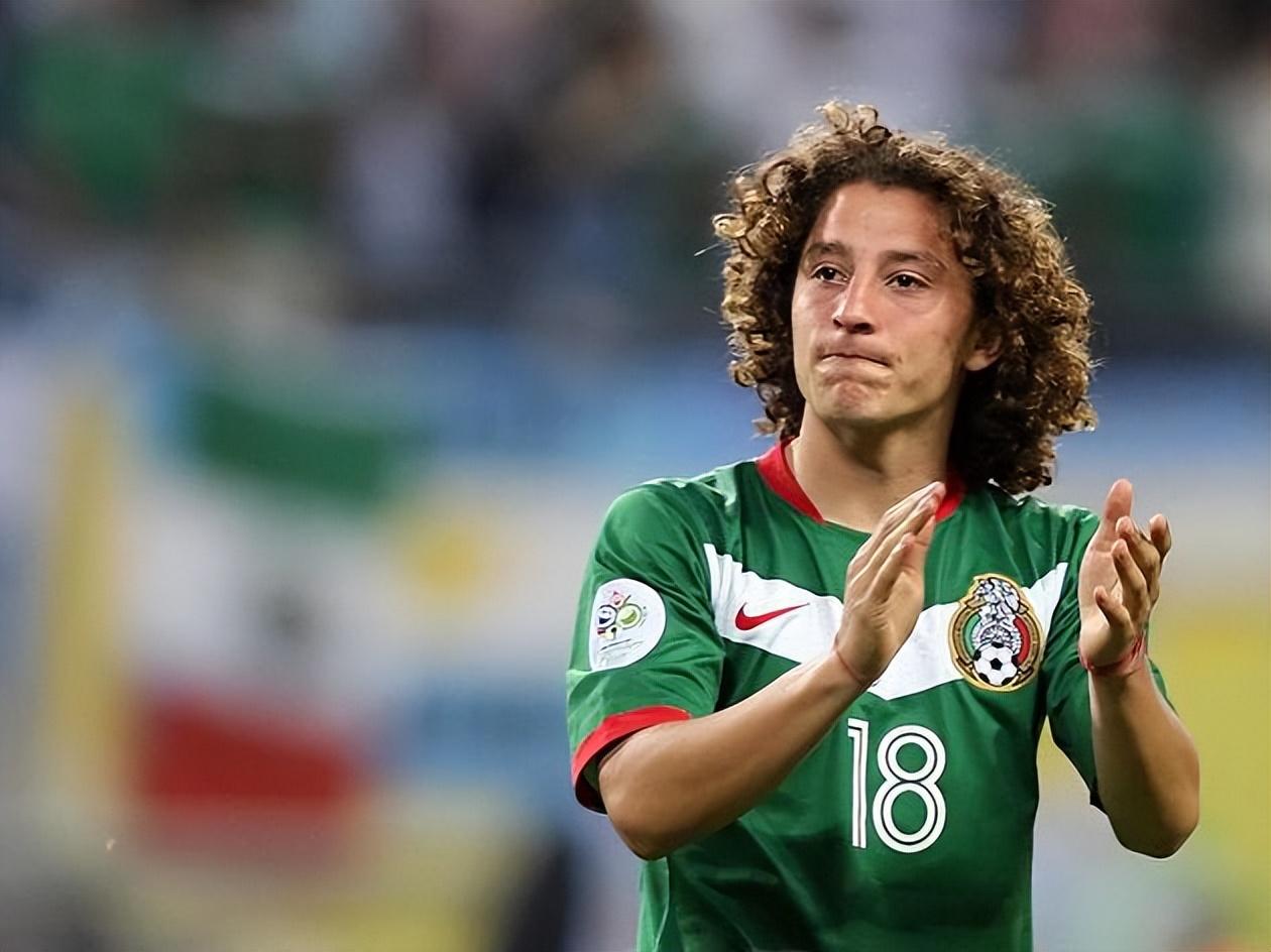 俄罗斯世界杯梅西和C罗谁更好看（网评世界杯最帅队长TOP9：梅西第1，美国队长第2，C罗落榜）