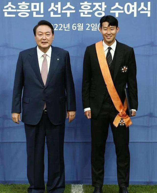 韩国世界杯足球场（巴西5：1韩国，桑巴舞步晃晕太极虎！差距巨大，英超金靴带不动）