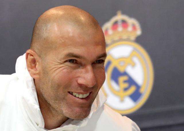 配上现在齐达内的体系（从齐达内放弃厄齐尔开始，他的欧冠三连冠体系，就已经初步形成了）