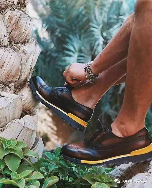 皮鞋网上买什么牌子好（男皮鞋买什么牌子好）