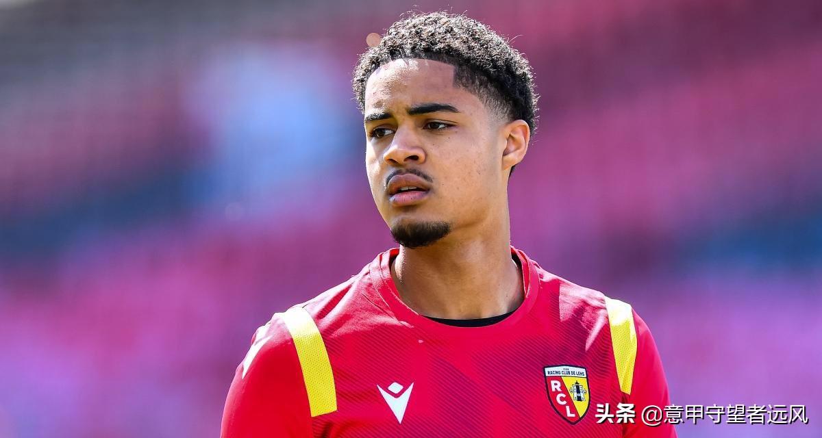 罗德兹足球俱乐部(曼联铁闸胞弟外租法乙中游队 司职中场~齐祖是新东家小老板)