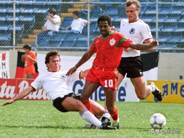 哥斯达黎加希腊(世界杯历史上有四支球队,小组中实力最弱,但最终排名小组第一)