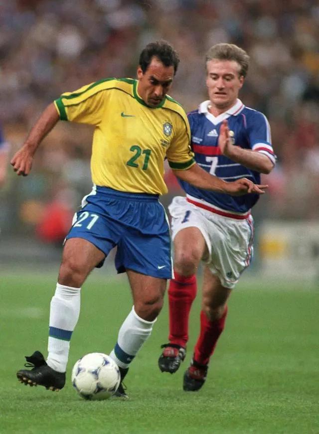 乌拉圭历史第一球星(豪门遗珠-从未加盟过顶级球会的足球明星)