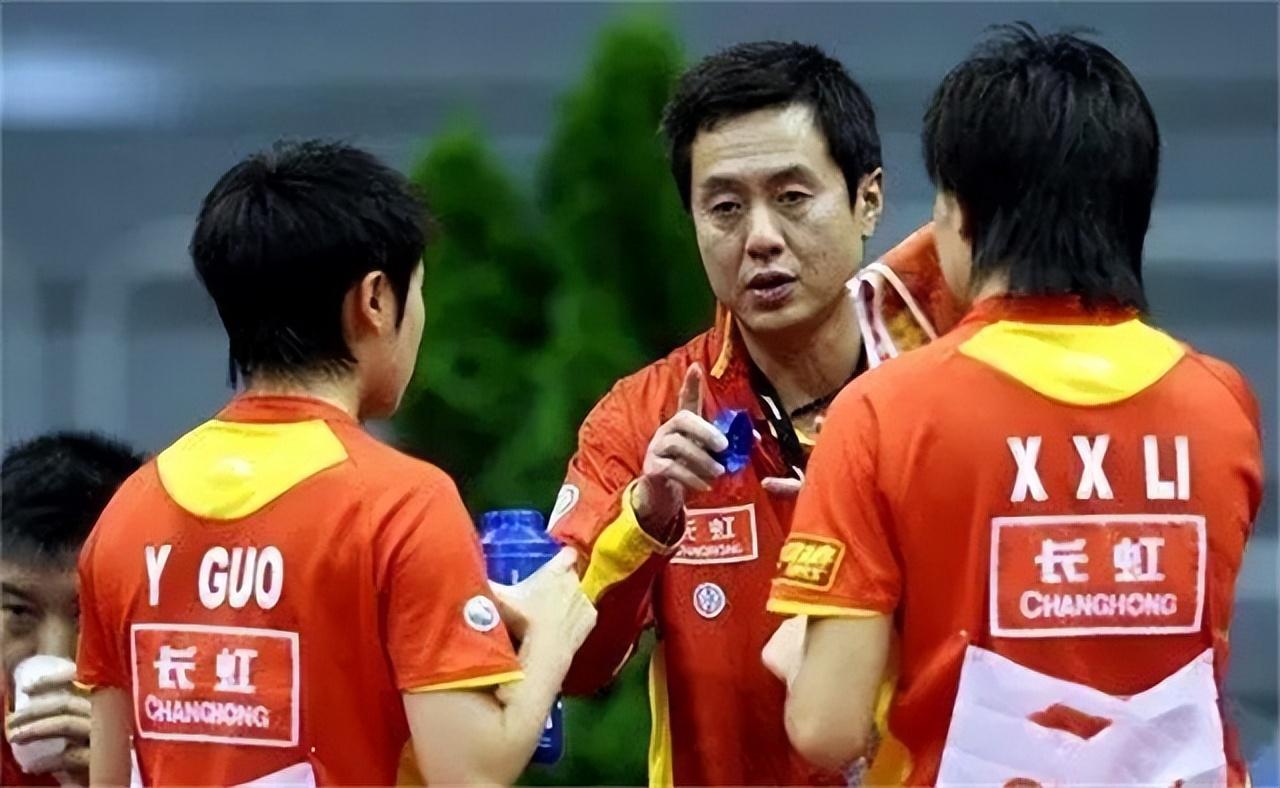 侯英超前女友李楠施之皓（施之皓近况：二婚娶弟子李楠，赴巴新执教，如今面容尽显苍老之态）