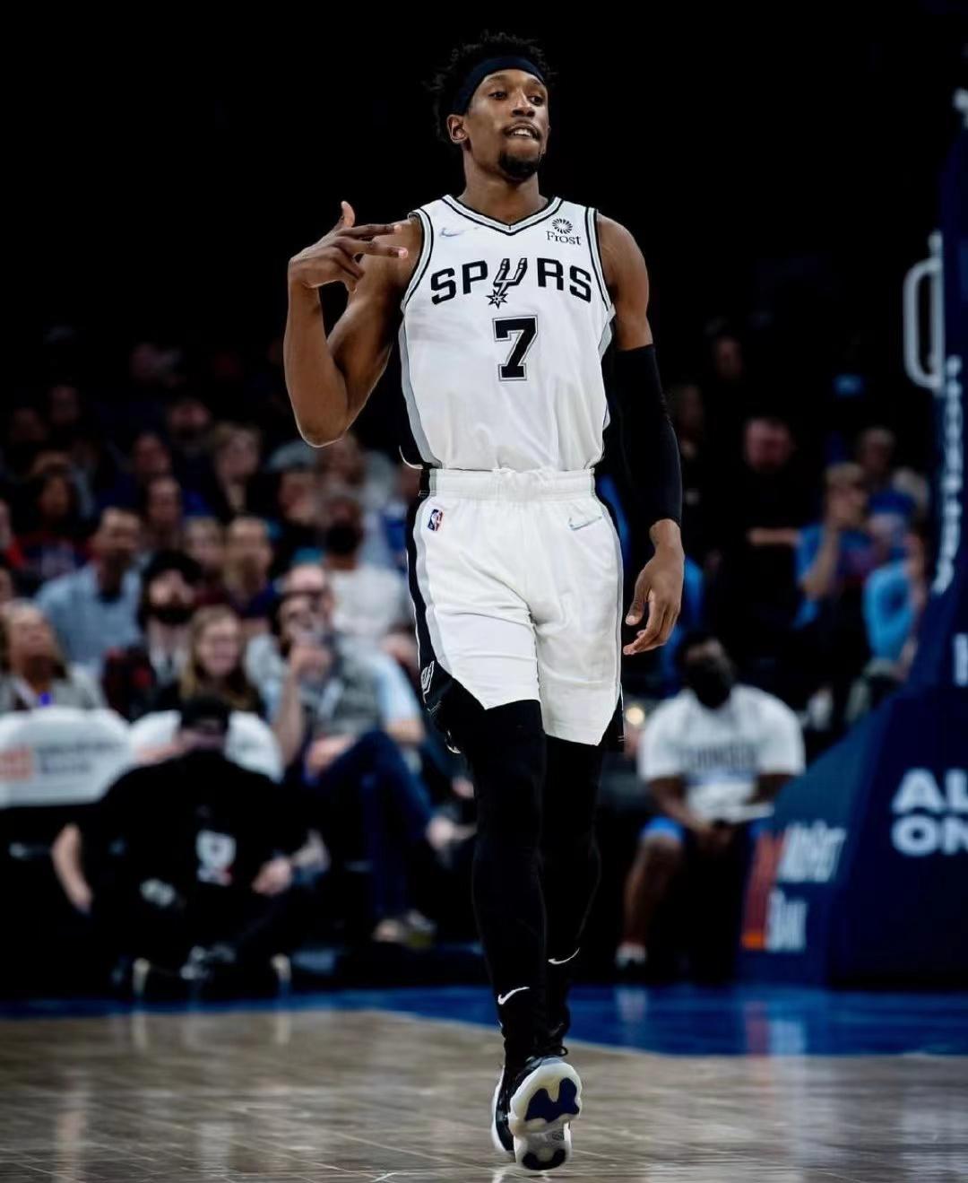 约什理查德森交易（理查德森被凯尔特人交易至马刺，在波波维奇手下，他打出这种表现）