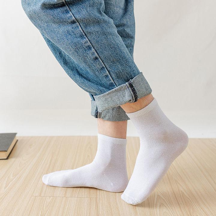 足球袜可以日常穿吗(男生可以日常穿足球袜好看吗?)