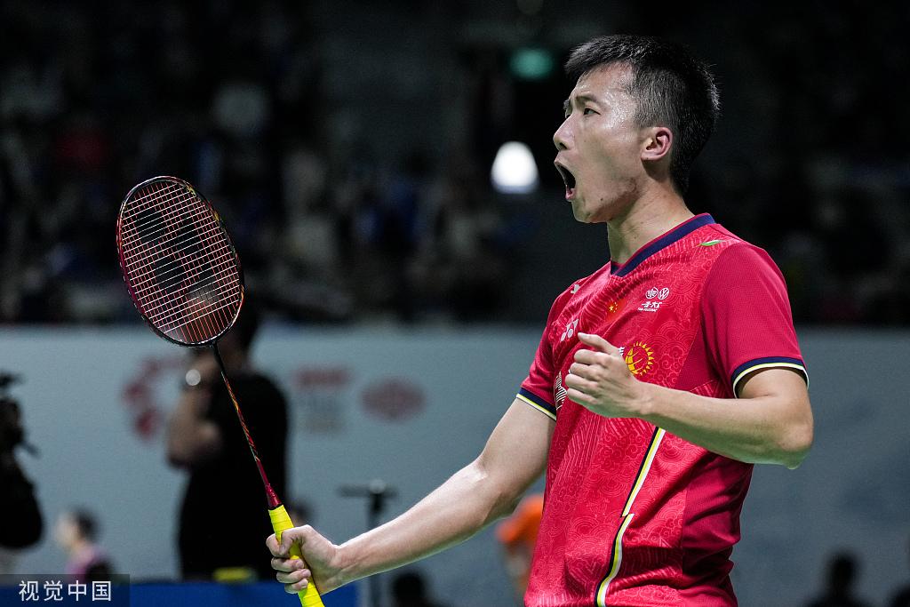 奥运会足球多少支球队（体坛联播｜卡塔尔世界杯32强全部确定，郑钦文草地首秀失利）