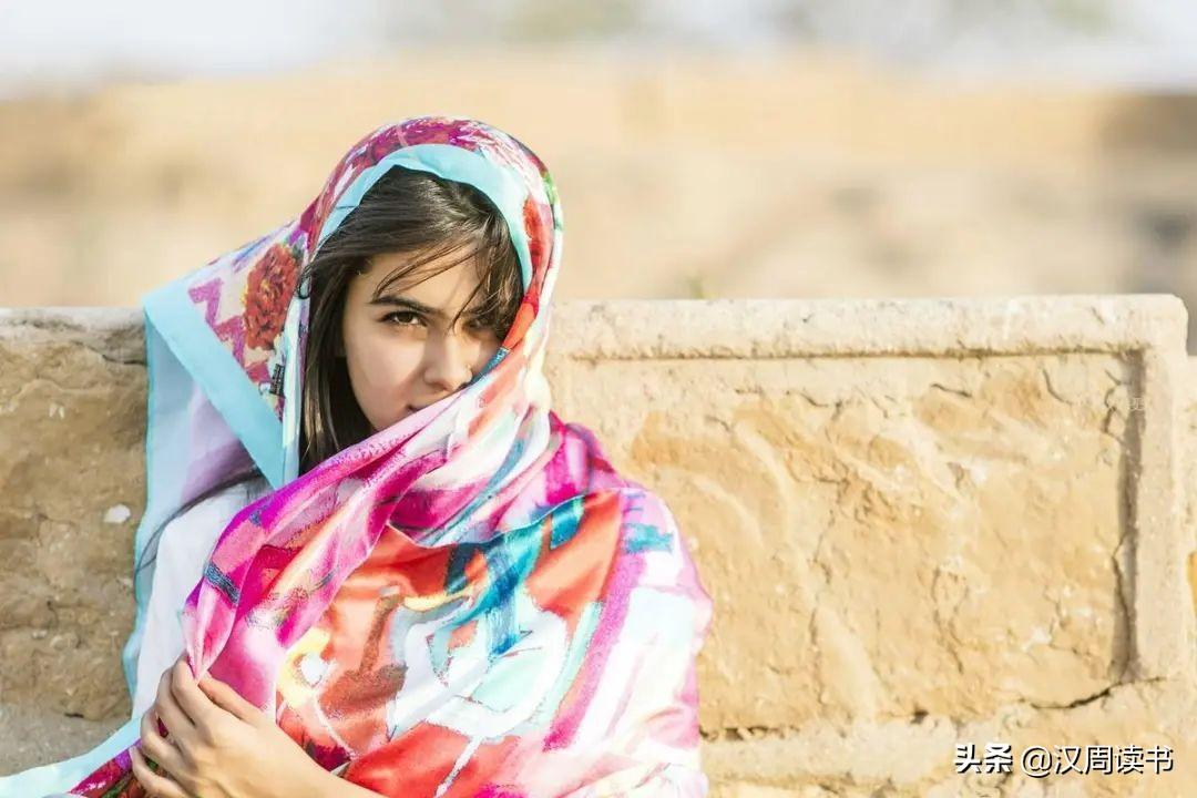 世界足球之乡景哪里（猜国家：绿巨人、世界足球之都、愁眉苦脸的新娘）