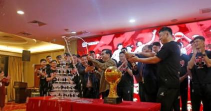 怎样才能加入CBA啊(CBA五年不扩军的期限已到,广西威壮想要加入,需满足哪些条件?)