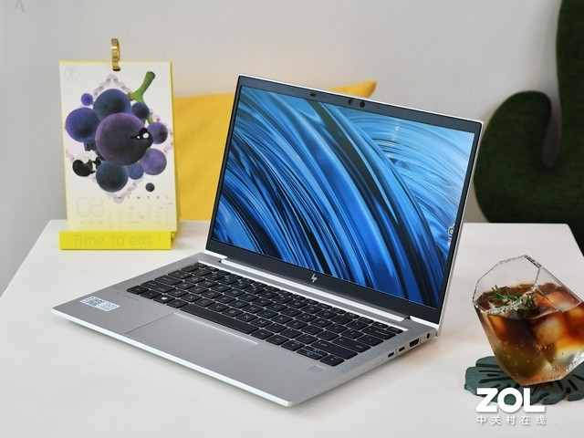 办公笔记本买什么牌子好(一般办公笔记本买什么价格合适)