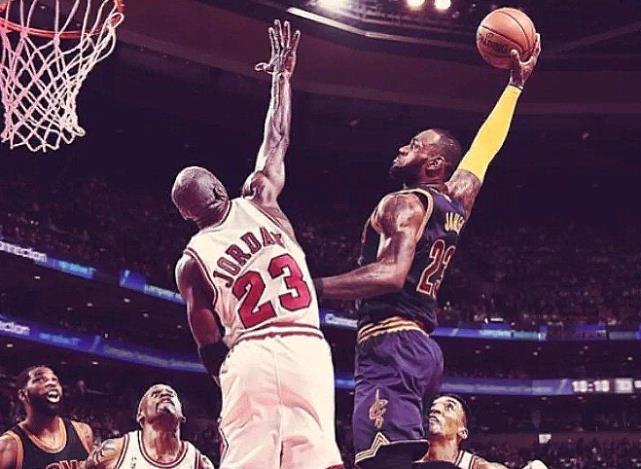 詹姆斯扣卢卡斯(詹姆斯弹跳有多逆天?惊天救球险摸篮板上沿 姚明跳球都输给他)