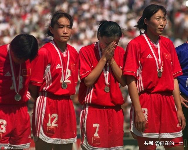 中国女足99世界杯纪录片（铿锵玫瑰闪耀世界，玫瑰碗永留遗憾！1999-女足世界杯（3））