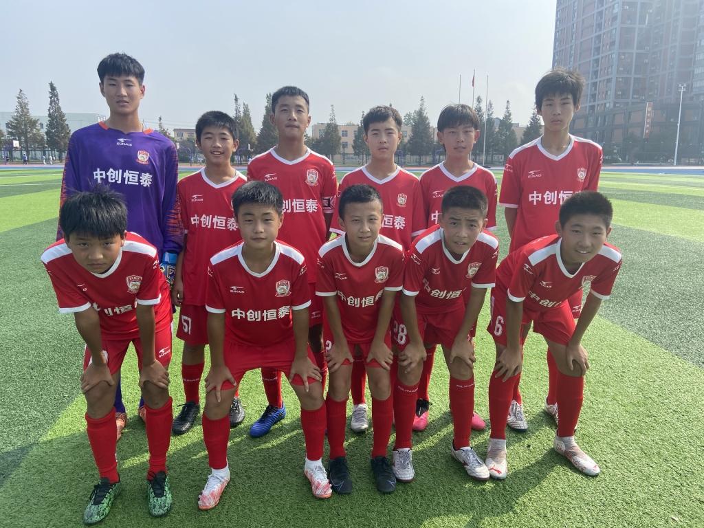 国足都无缘世界杯最后2场(半岛叨叨丨围炉相聚的世界杯,你准备好了吗?国足缺席,但中国元素满满)