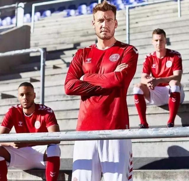 法国队1994世界杯球衣合影（世界杯经典球衣图鉴 哪一件是你的青春？）