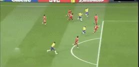 阿迪达斯02年世界杯球(史话世界杯:02年夏天,见证了神奇大罗与韩国争议)