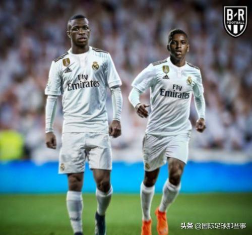 战舰足球质量怎么样(新银河战舰质量差?皇马名宿直戳佛爷痛处,除阿扎尔外都不合格)