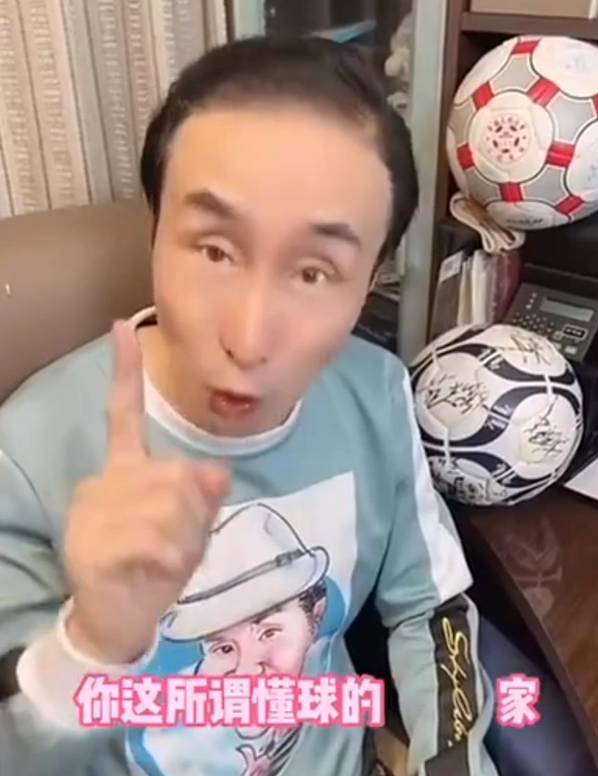 媒体人谈冯潇霆巩汉林上热搜(热搜第二了!70万网友点赞+刷屏巩汉林6年前微博,一边倒嘲讽男足)