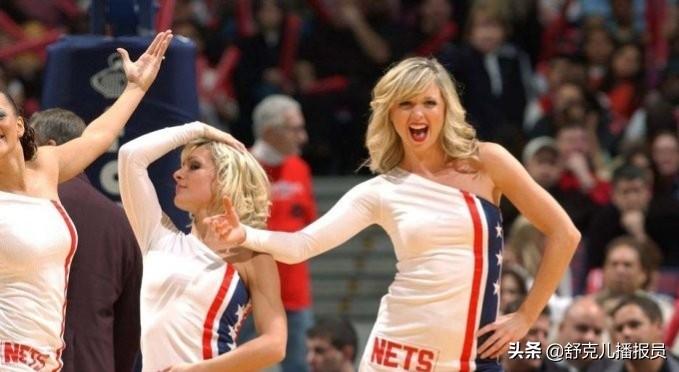 cba外国啦啦队（揭开真相，CBA拉拉队和NBA有什么区别？你更喜欢她们谁？）