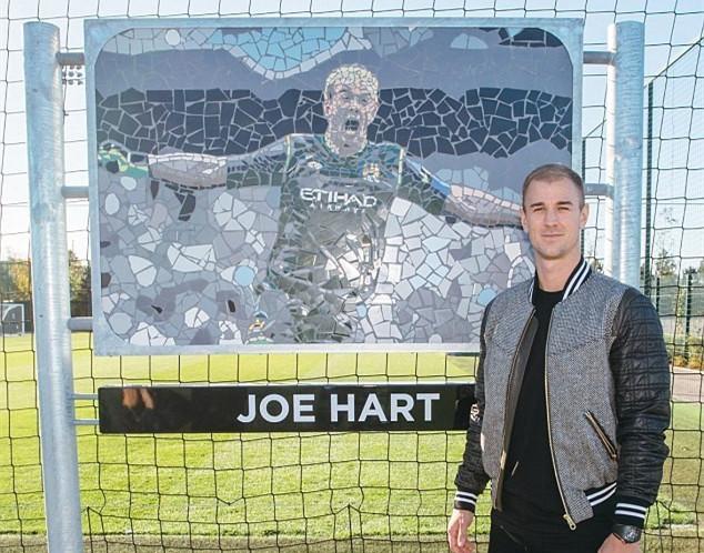 乔哈特封神之战（心酸！乔哈特重回曼城单场丢5球 怒踹门柱泄愤）