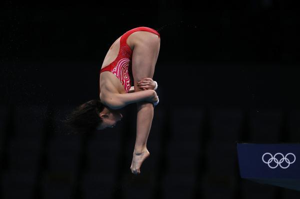 奥运女子10米跳水比赛跳几次（英雄出少年！3次满分，全红婵惊艳十米跳台）