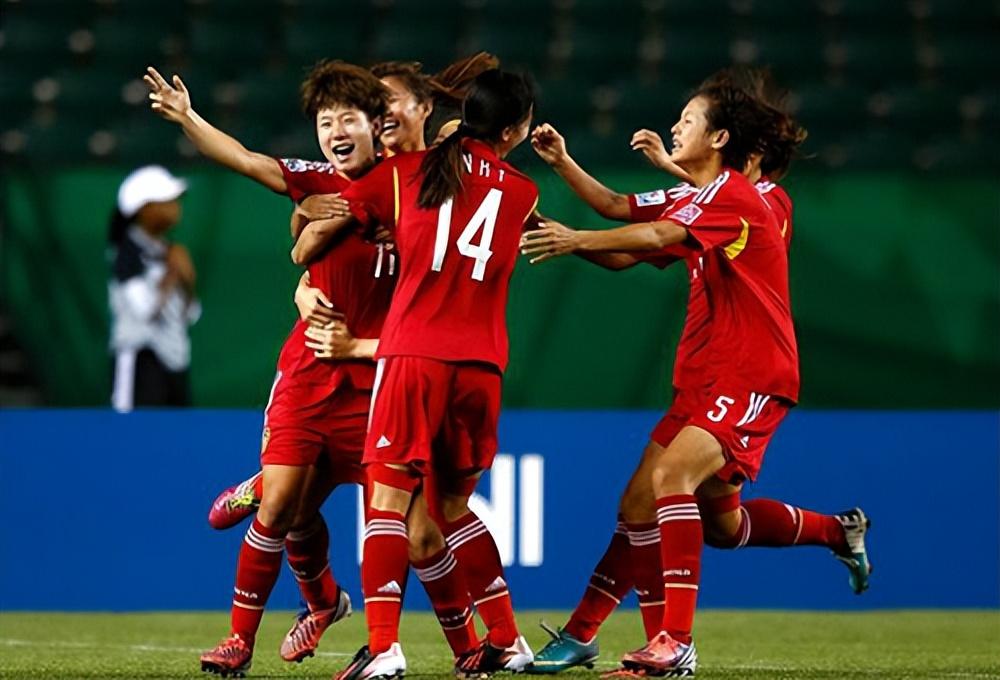 男足进过世界杯决赛吗（中国足球队首次闯进世界杯是哪一年？是谁执教的？）