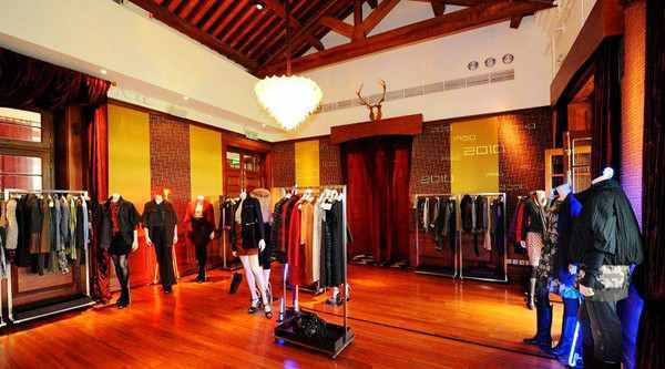 去香港买什么最划算（去香港买什么最划算2016香港购物攻略-ZOL问答）