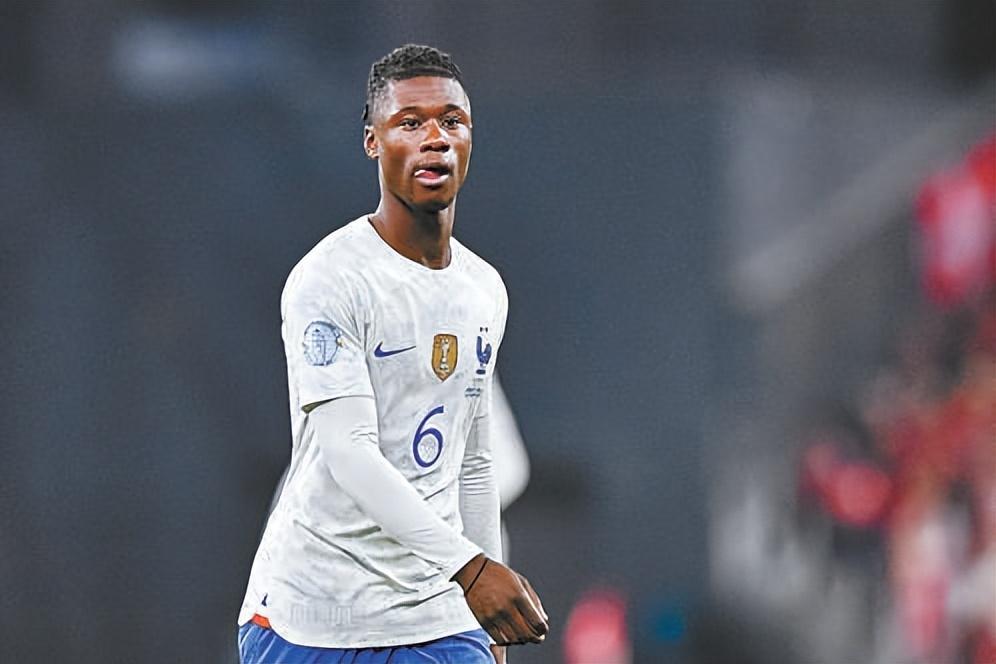 佩德里费兰-托雷斯入选(世界杯参赛球员名单全部出炉:盘点32强中的那些“最”)