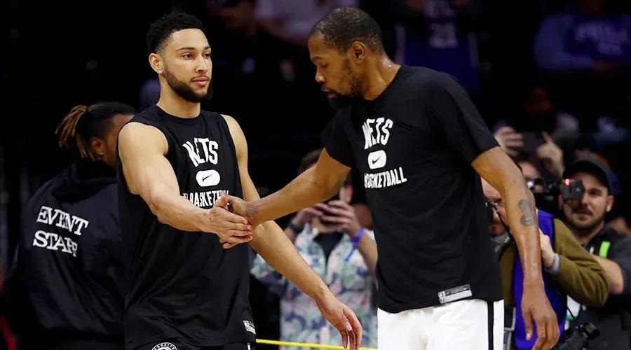 篮球帅哥的沦陷（糟糕表现被rapper嘲讽，本.西蒙斯在球场中彻底沉沦）