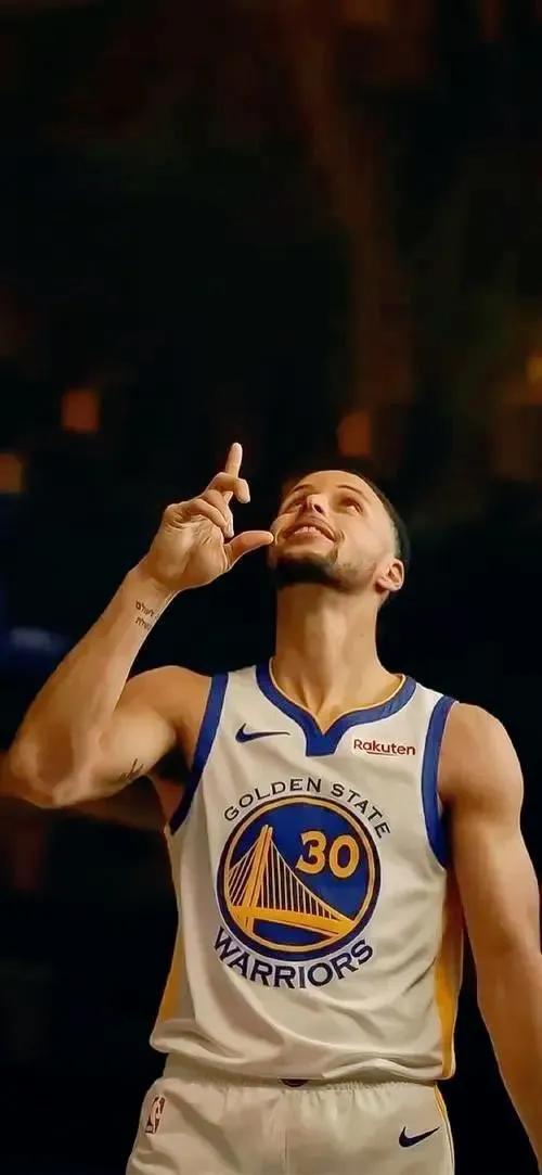 nba最搞笑的库里视频（库里的搞笑瞬间，NBA的“扣篮王”）