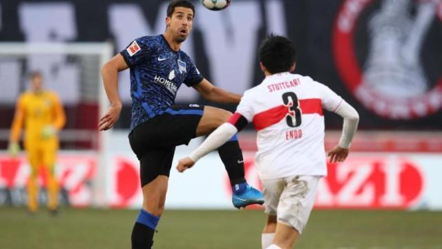 足球82号球星(“脸哥”赫迪拉挂靴:再见,大满贯领袖与被误解的模范8号)