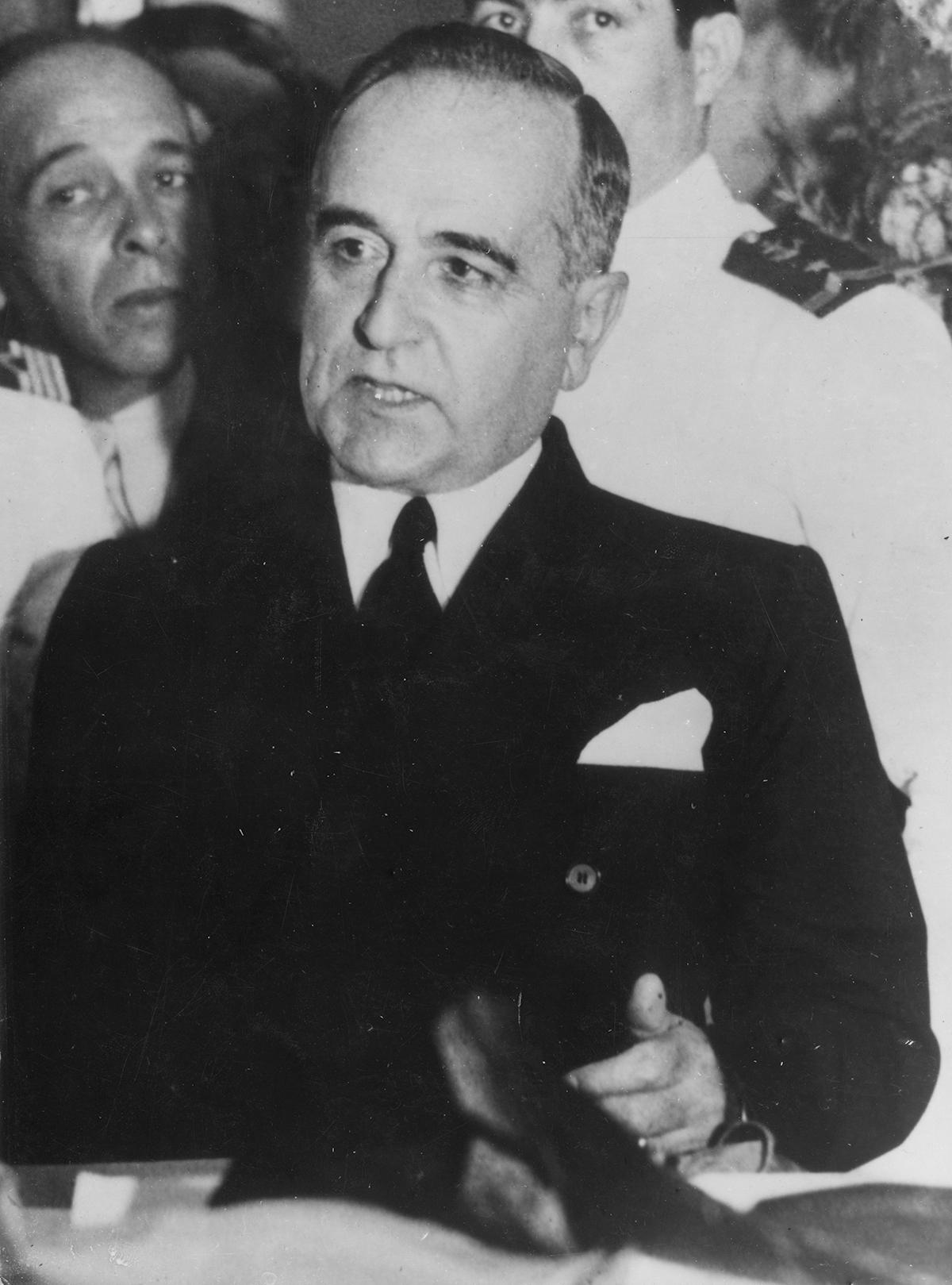 足球世界杯巴西vs西班牙(1938:世界杯与现代巴西)