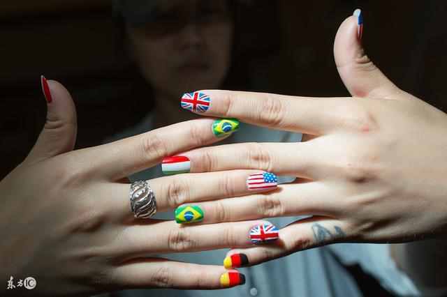 日本买什么奢侈品便宜又好（在日本买奢侈品便宜吗）