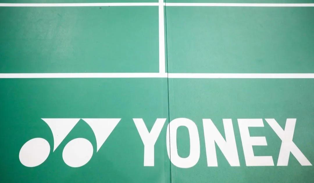 羽毛球拍应该怎么选（一文教你正确挑选羽毛球拍）