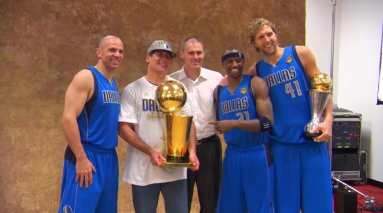 小牛几个总冠军（历史上的今天：小牛4比2胜热火夺队史首冠 诺维茨基斩获FMVP）