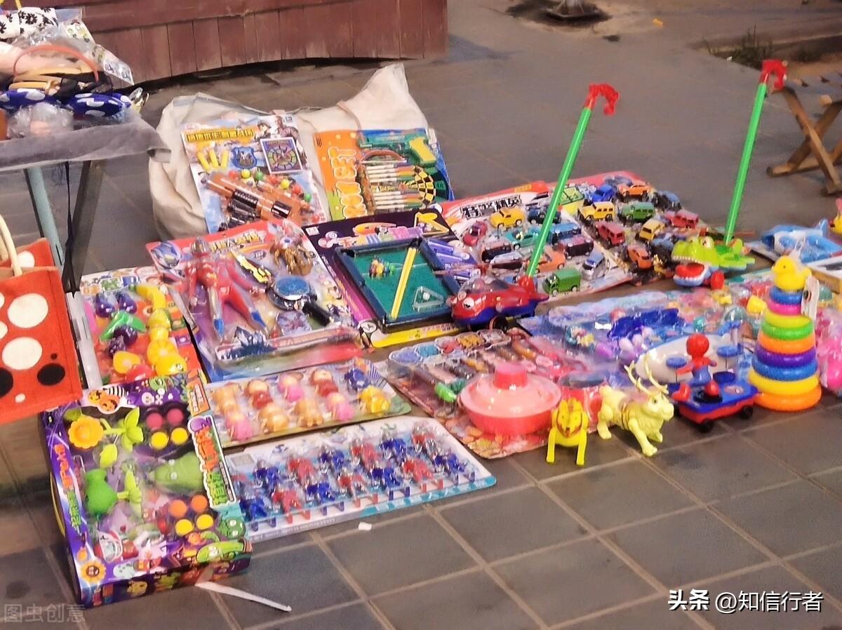 当下什么行业赚钱最快（逆向思维：赚钱底层逻辑都是相通的，三个快速赚钱的小生意）