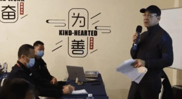 cba裁判为什么一直不改变（CBA裁判过于严格？再不纠偏，中国男篮在国际赛场要吃大亏）