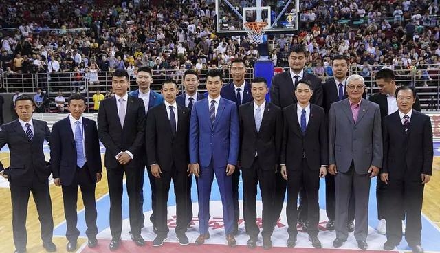 姚明总冠军戒指有几个（巅峰的巅峰！08届中国男篮共有52个CBA总冠军戒指！恐怖！）