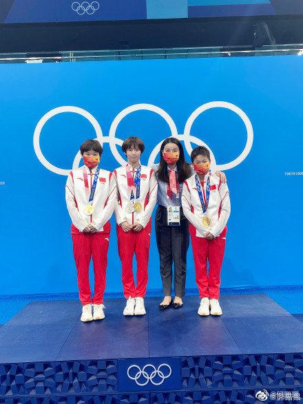 跳水动作解说是谁（外国解说员解说全红婵跳水表现：她简直就是宝石）