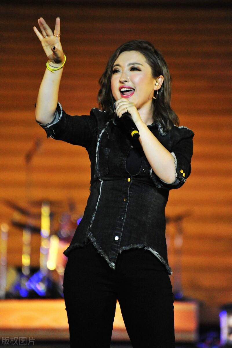 星光大道所有冠军名单（来看看2005年至今历届《星光大道》走出的“星”和历年冠亚季排名）