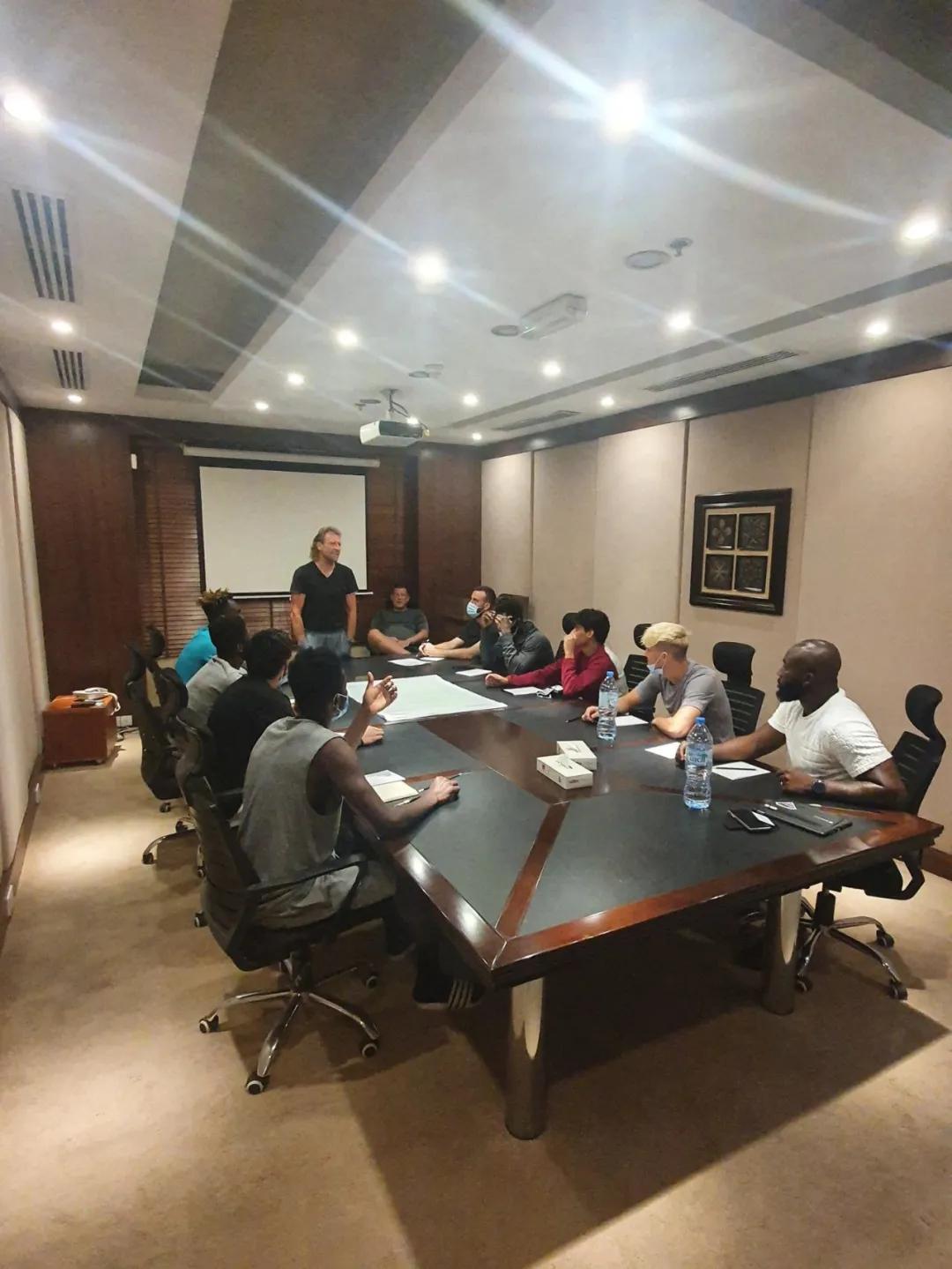 鲁能世界杯亚军(拿过欧冠,得过世界杯亚军,这个让鲁能失去亚冠资格的德国人来头不小)