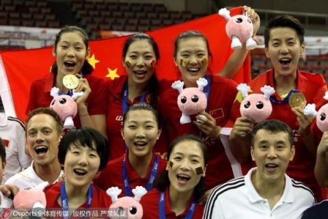 世界杯女排中日（中国女排3-1日本四夺世界杯冠军 直通里约奥运）